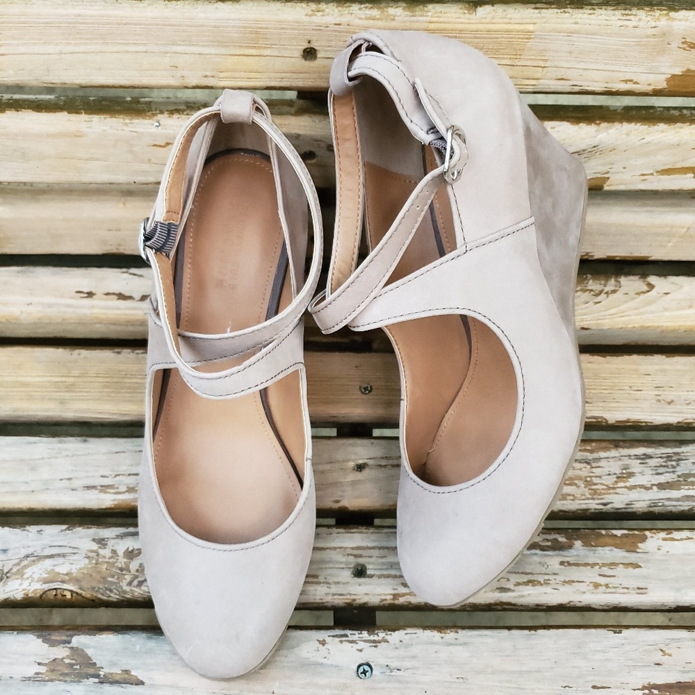 NWOB Kenneth Cole Reaction leather wedges, sz 11